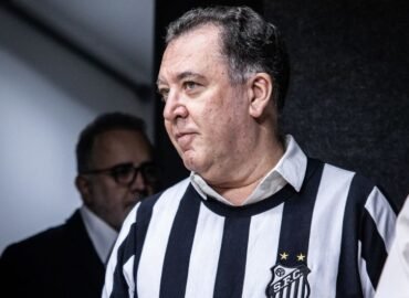 Presidente do Santos confirma acerto com técnico para 2025