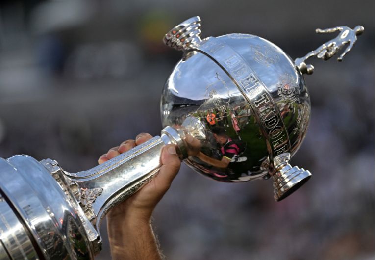 imagem da materia: Corinthians conhece adversário da pré-Libertadores