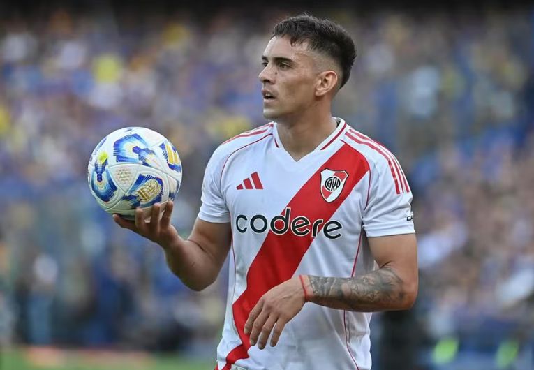 imagem da materia: São Paulo fica perto de acertar a chegada de Enzo Díaz