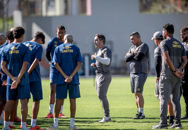 imagem da materia: Confira os detalhes dos jogos do Santos na Copinha 2025