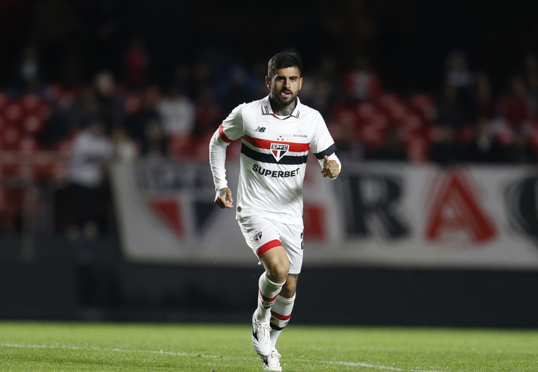 imagem da materia: Liziero não viaja com o São Paulo para a pré-temporada