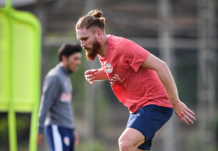 imagem da materia: Bragantino se aproxima do limite de estrangeiros