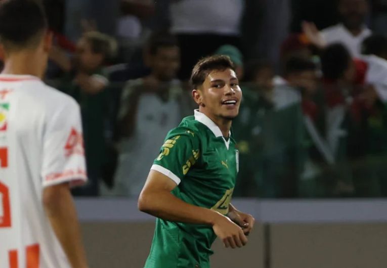 imagem da materia: Palmeiras vence Referência e avança na Copinha