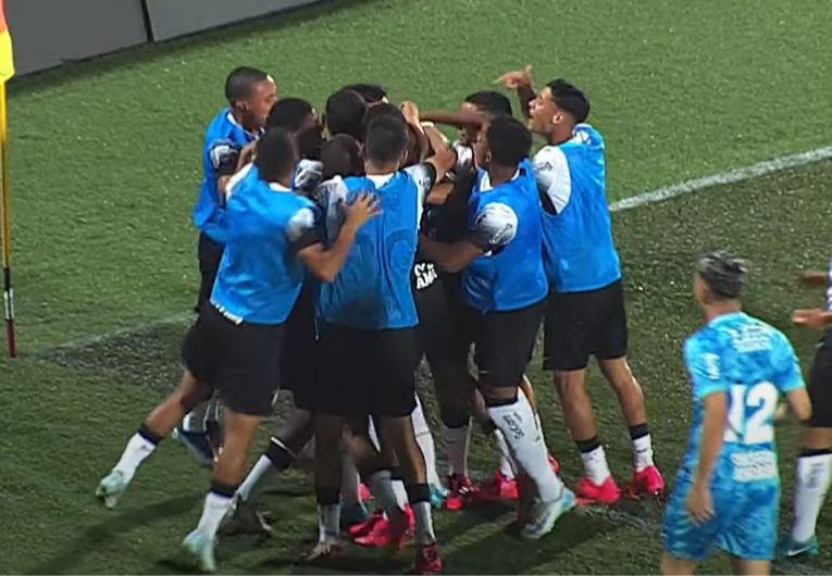 imagem da materia: Corinthians vence o Vasco e está na semi da Copinha