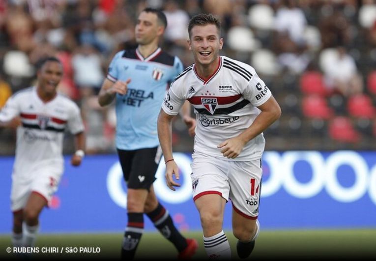 imagem da materia: 100º confronto: Botafogo-SP e São Paulo fazem história