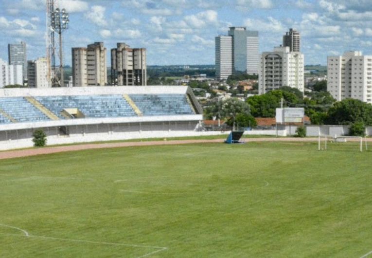 imagem da materia: Araçatuba defende invencibilidade contra o São-Carlense