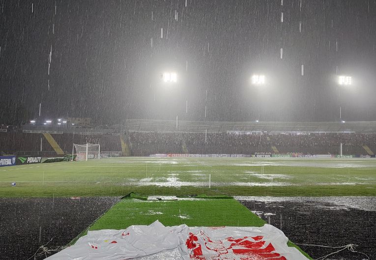 Noroeste e Botafogo é suspenso por conta de tempestade