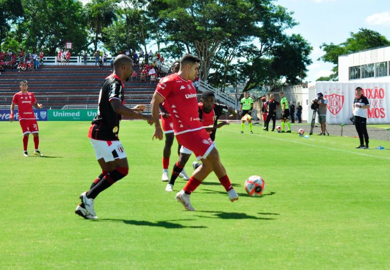 Após ser adiado, Noroeste e Botafogo não saem do zero