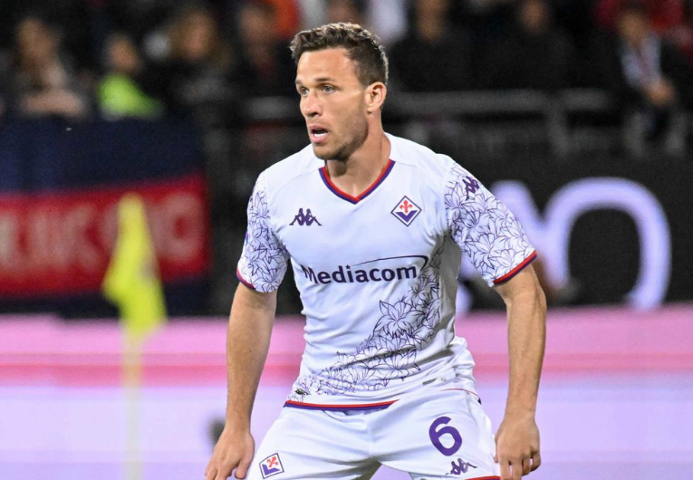 Santos negocia empréstimo de Arthur Melo, da Juventus