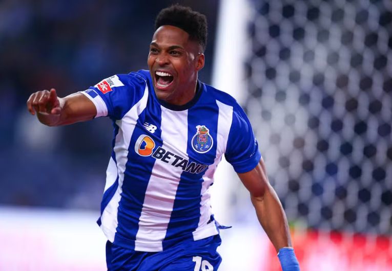 imagem da materia: São Paulo assina pré-contrato com Wendell