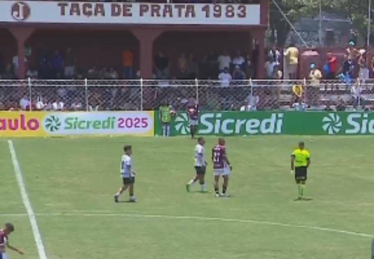 imagem da materia: Juventus empata com o Ceará e avança em primeiro lugar