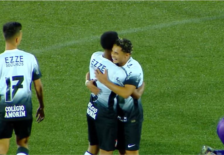 imagem da materia: Em jogo acirrado, Corinthians avança sobre Falcon na Copinha