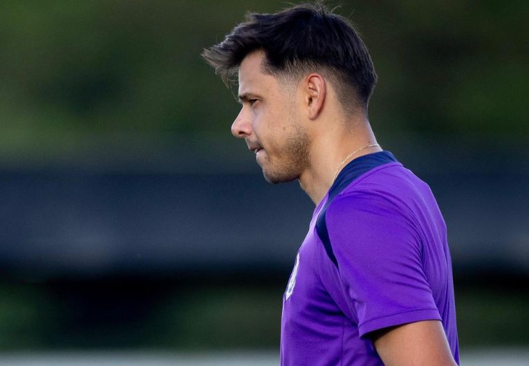 Romero em treinamento do Corinthians.