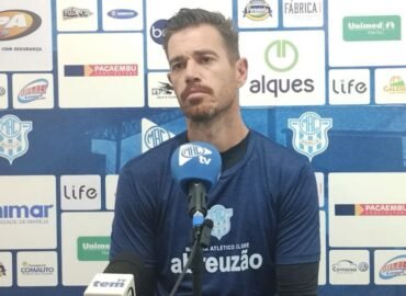 Goleiro do Marília comenta expectativa para estreia em 2025