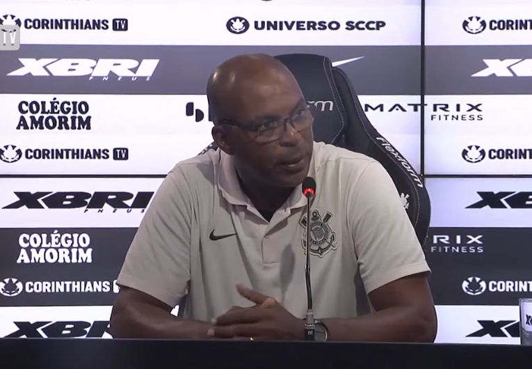 imagem da materia: Orlando Ribeiro explica lista do Corinthians para Copinha