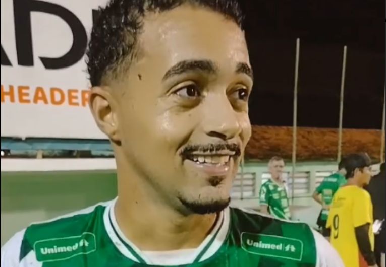 imagem da materia: Lateral Lucas Melo celebra ponto conquistado pela Francana