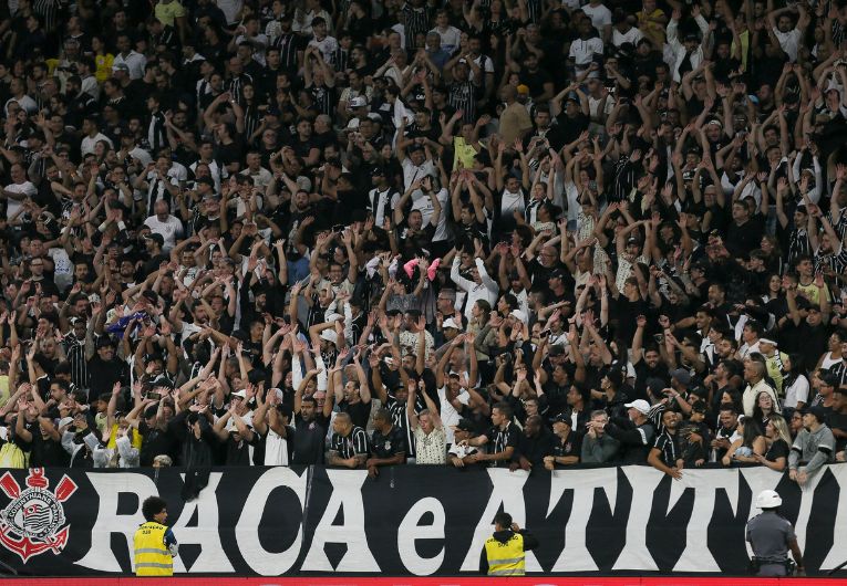 imagem da materia: Torcida do Corinthians terá que 'se dividir' na quarta-feira