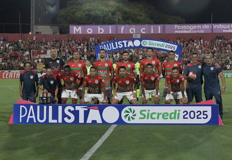 imagem da materia: Portuguesa negocia com marcas para patrocínio no uniforme