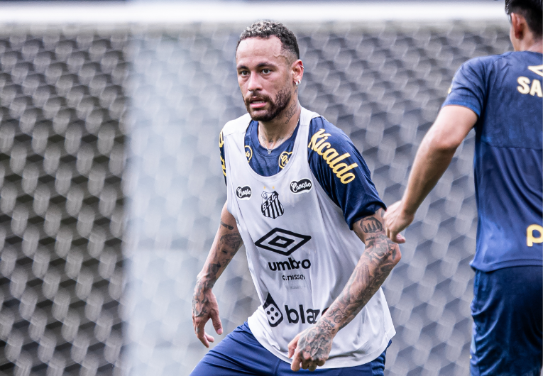 imagem da materia: Neymar participa de seu primeiro treino em retorno ao Santos