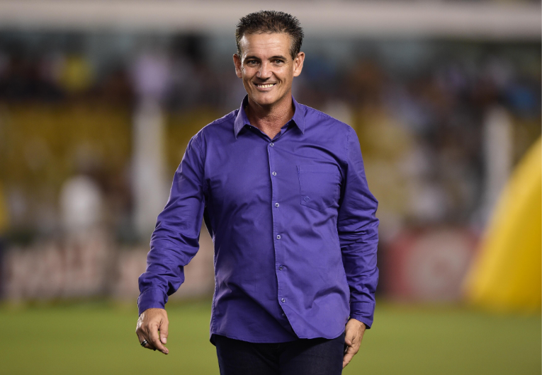 imagem da materia: Paulo Roberto Santos assume o São José na Série A2