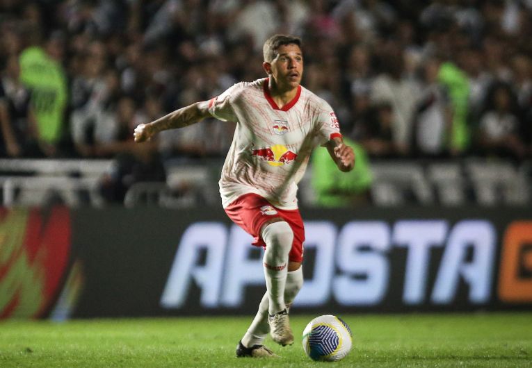 imagem da materia: Bragantino oficializa a venda de Jadsom