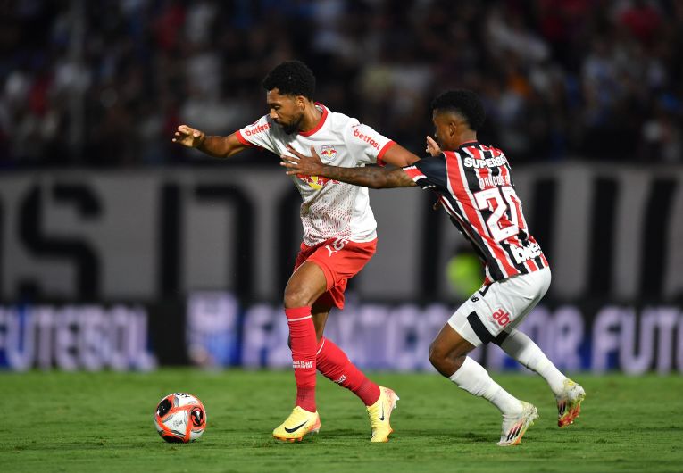 imagem da materia: Bragantino luta nas duas pontas da tabela do Paulistão