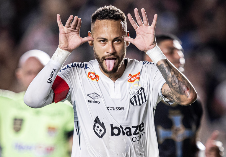 imagem da materia: Neymar participa de primeiros gols no retorno ao Santos