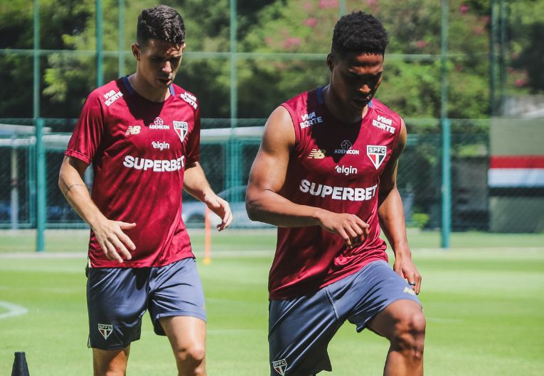 imagem da materia: São Paulo finaliza sua preparação para encarar a Ponte Preta