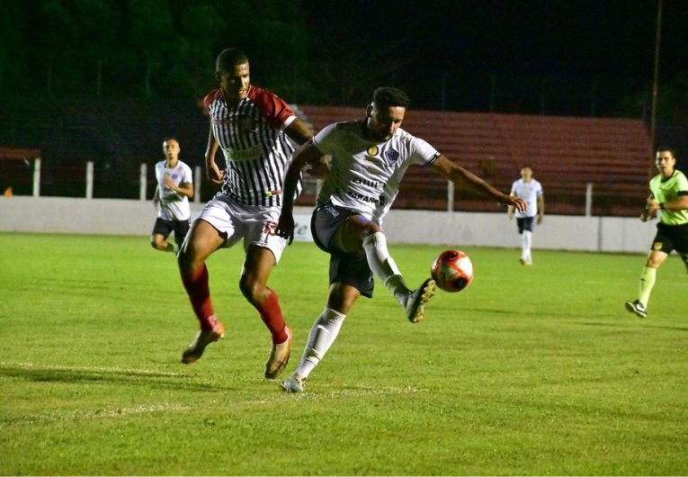 imagem da materia: Em jogo equilibrado, Bandeirante vence o Rio Branco