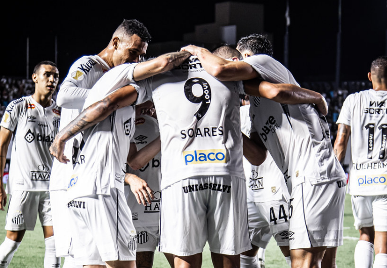 imagem da materia: Santos garante vaga na Copa do Brasil de 2026