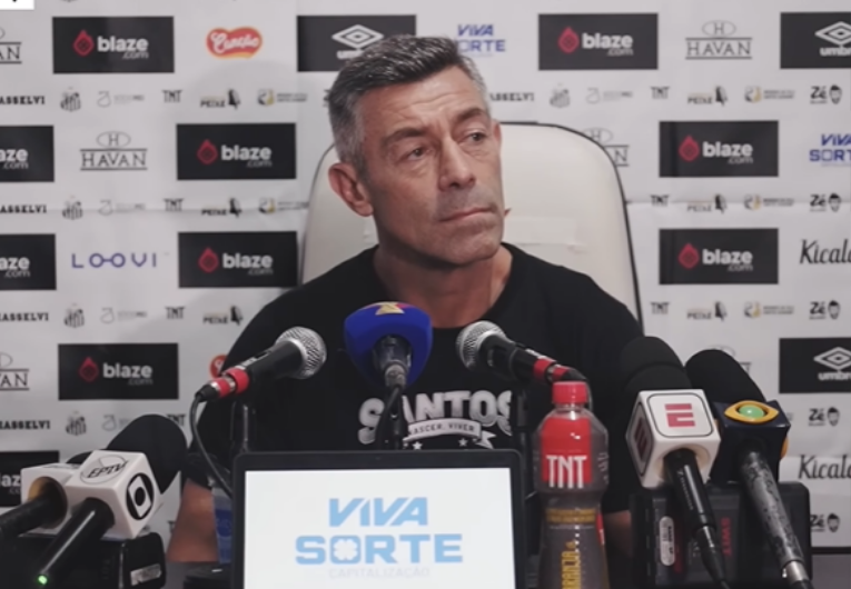 imagem da materia: Pedro Caixinha analisa atuação do Santos e projeta mata-mata