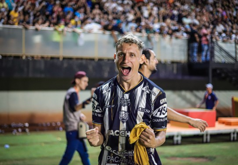 imagem da materia: Votuporanguense anuncia saída de Nando