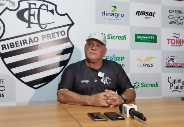 imagem da materia: João Vallim é apresentado no Comercial