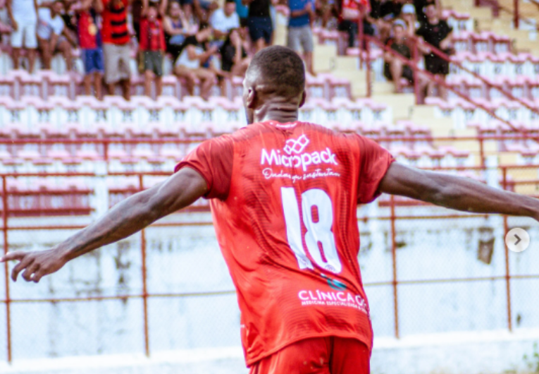 imagem da materia: Itapirense vence primeira em casa contra o União Suzano