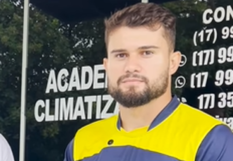 imagem da materia: Léo Couto comemora gol e destaca a evolução de Catanduva