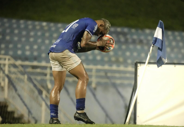 imagem da materia: São Bento se prepara e quer recuperação diante do Linense