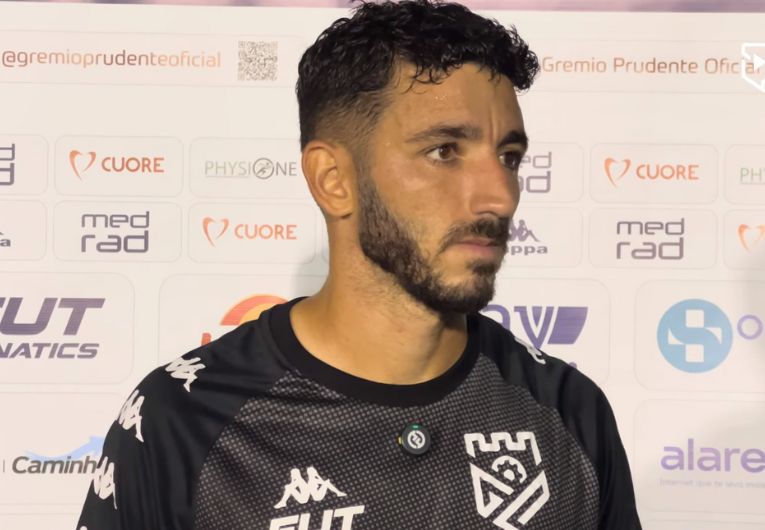 imagem da materia: Vitor Braga celebra vitória do Grêmio Prudente