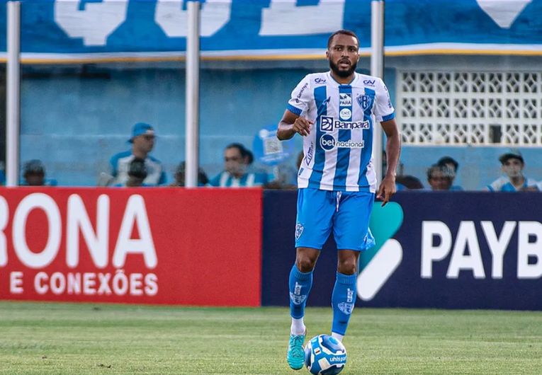 imagem da materia: Linense reforça elenco com a chegada do volante Arthur para