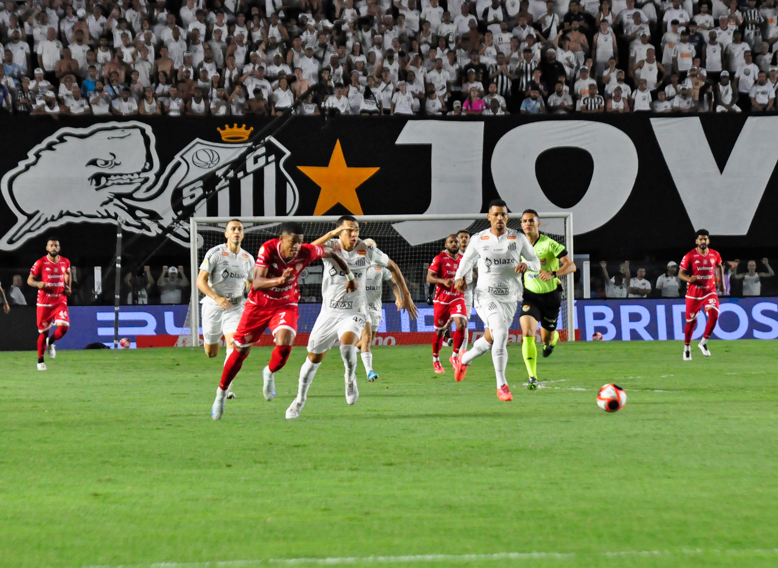 imagem da materia: Santos vence Noroeste e mantém liderança do grupo B