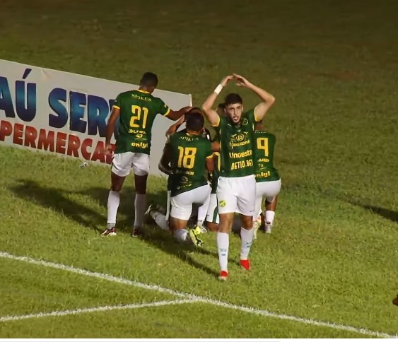 imagem da materia: XV de Jaú vence Suzano nos acréscimos e respira na A3