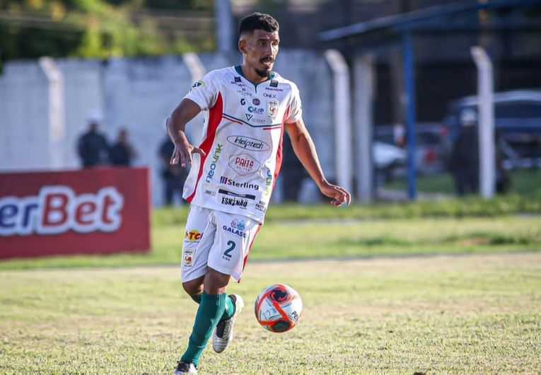 imagem da materia: Com gol no fim, União São João vence o Lemense