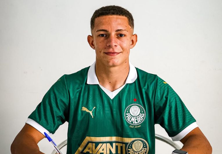 imagem da materia: Palmeiras contrata zagueiro do Ibrachina para o Sub-20
