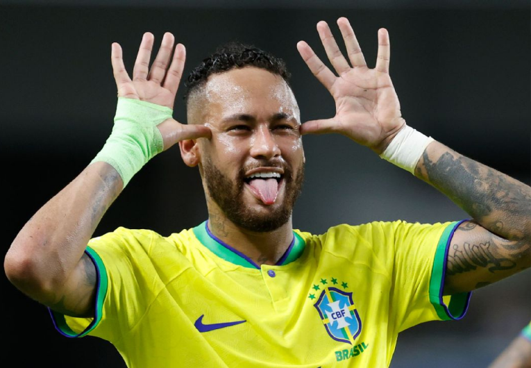 imagem da materia: Neymar retorna à Seleção Brasileira para Eliminatórias