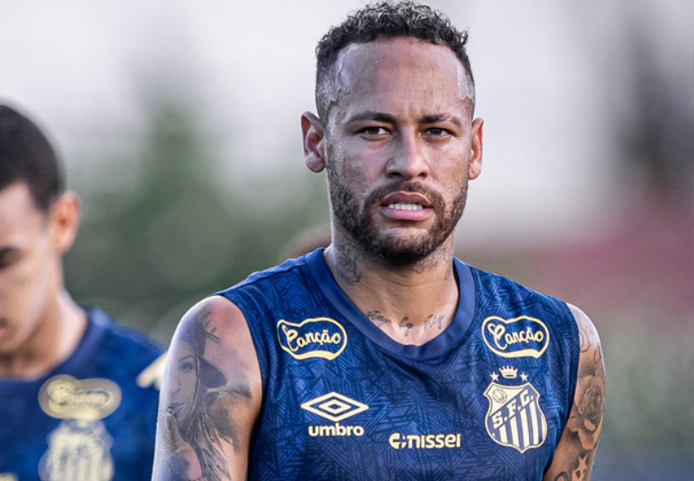 Neymar comemora convocação: “Indo no caminho certo”