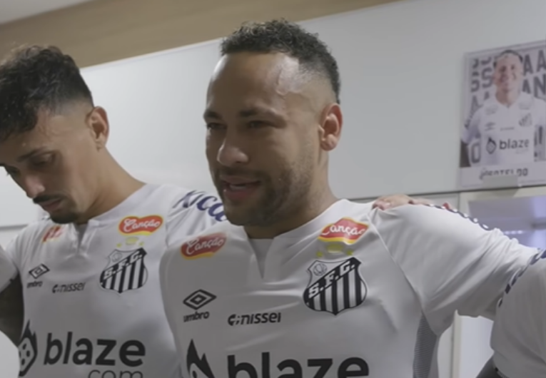 Vídeo mostra Neymar chorando antes de semifinal do Paulista