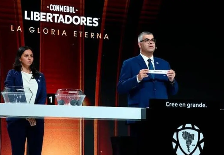 imagem da materia: São Paulo conhece seu grupo da Libertadores nesta segunda