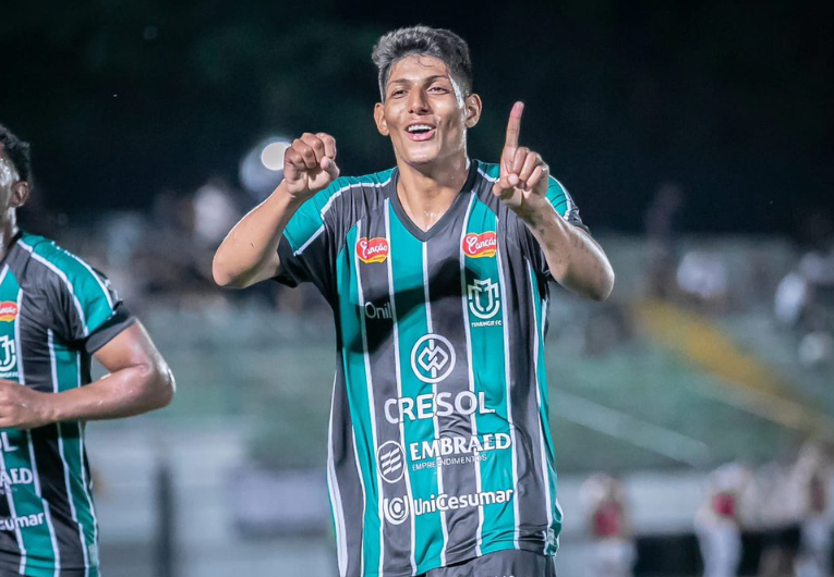 imagem da materia: Mirassol deve contar com volante Zé Vitor para o Brasileirão