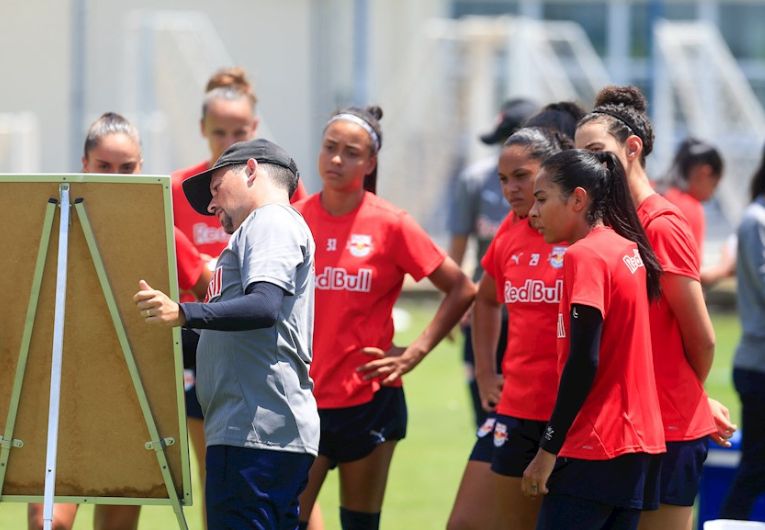 imagem da materia: Bragantino Feminino se prepara para estreia no Brasileirão