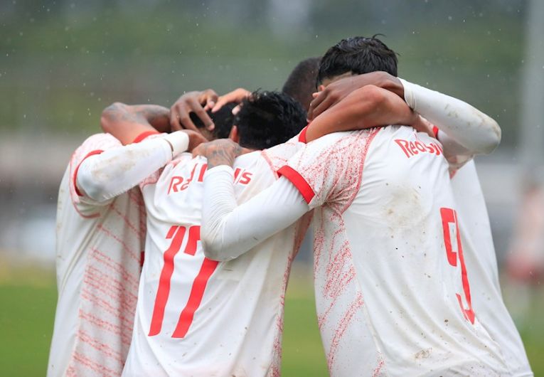 imagem da materia: Veja o caminho do Bragantino no Paulista Sub-15 e Sub-17