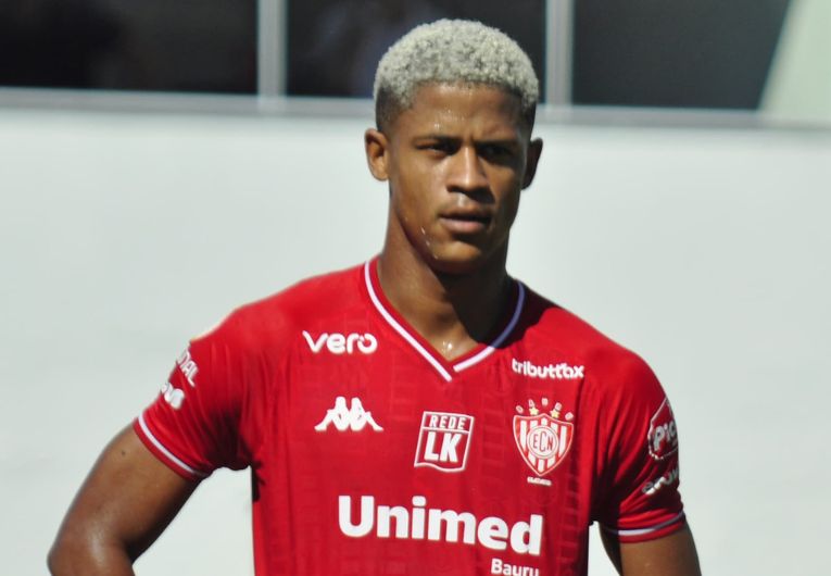 imagem da materia: Noroeste renova por três anos com Pedro Felipe